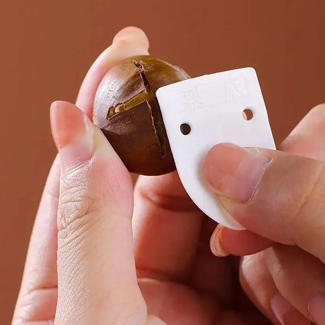 Chestnut Mouth Opener – Durable Nutcracker Tool for Easy Shelling of Chestnuts and Other Nuts