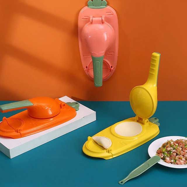 Manual Plastic Dough Wrapper – Easy-to-Use Handheld Dough Rolling and Wrapping Tool