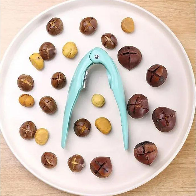 Chestnut Mouth Opener – Durable Nutcracker Tool for Easy Shelling of Chestnuts and Other Nuts