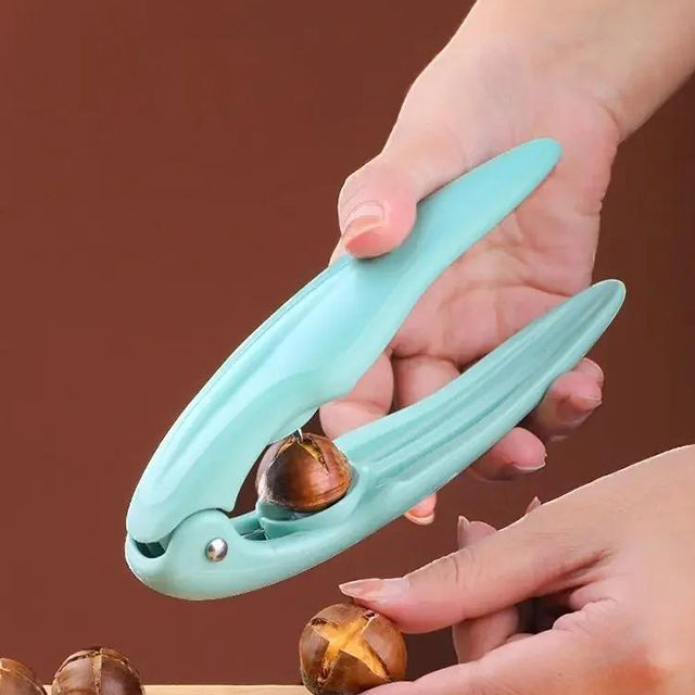 Chestnut Mouth Opener – Durable Nutcracker Tool for Easy Shelling of Chestnuts and Other Nuts