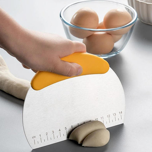 Household Stainless Steel Semi-Round Baking Knife with Scale – Precision Cutter for Cakes, Pastries, and More