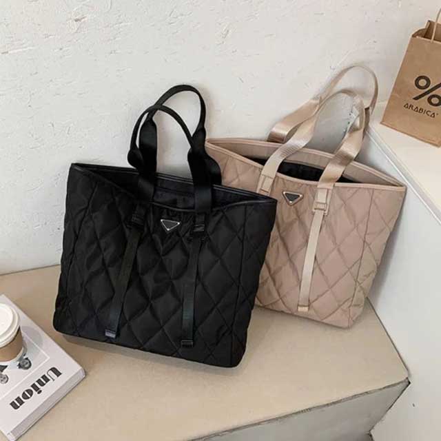 Large Shoulder Bag for Women – Stylish, Spacious, and Durable Designer Handbag