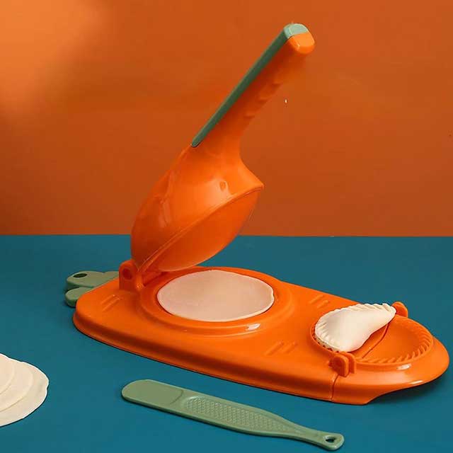 Manual Plastic Dough Wrapper – Easy-to-Use Handheld Dough Rolling and Wrapping Tool