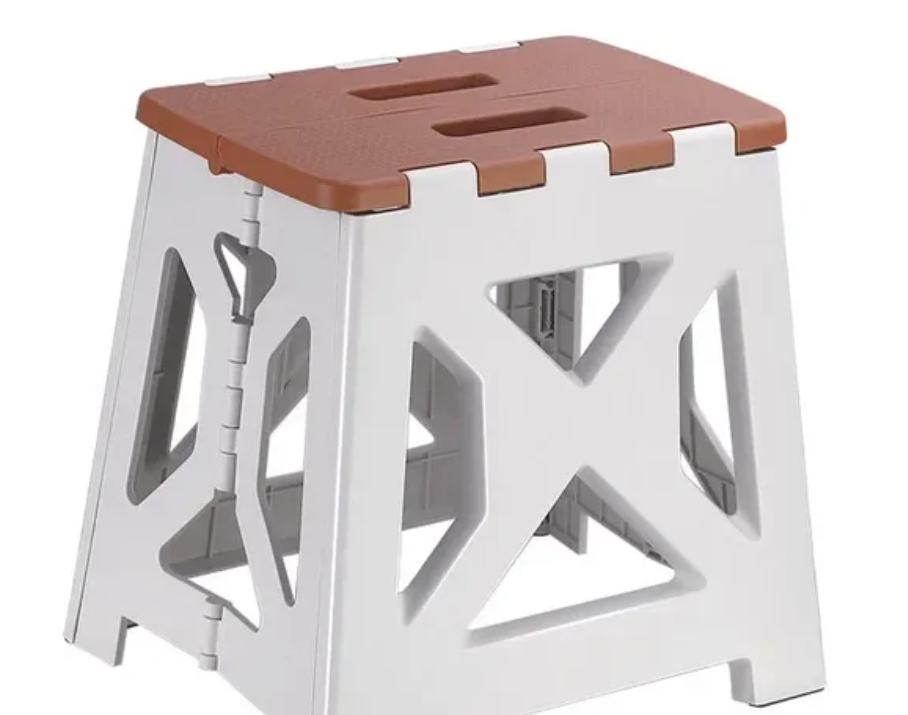 New Portable Folding Stool – Thickened Plastic Saddle Chair – Lightweight Ergonomic Seat for Fishing, Camping, Gardening, and Outdoor Activities – Adult & Children Sizes