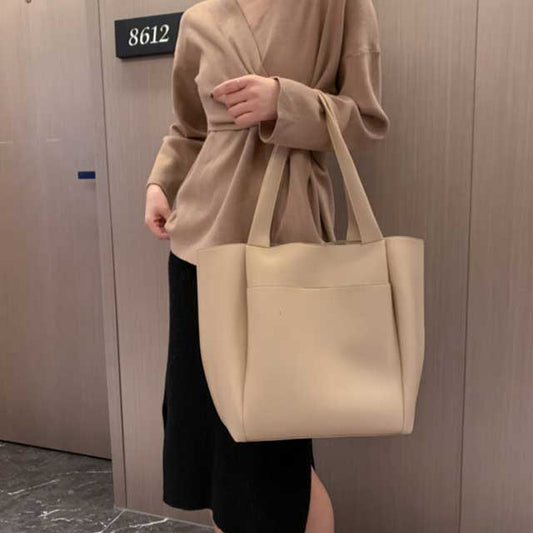 Women’s Large Capacity Shoulder Bag – Stylish, Spacious Tote for Everyday Use
