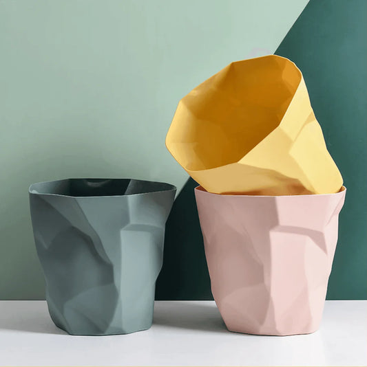 Creative Irregular Bathroom Trash Can – Nordic Style Open-Top Wastebasket – Geometric Decorative Rubbish Bin for Household & Office (Multi-Color)