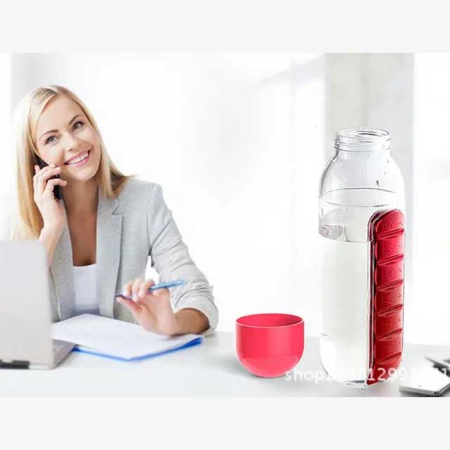 Portable Plastic Medicine Bottle 2-in-1 – Convenient Travel Pill Dispenser & Storage Container