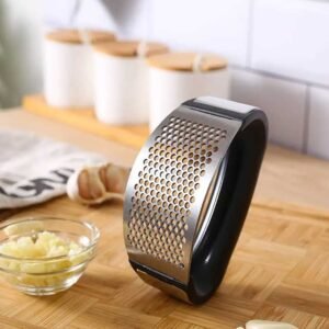 Stainless Steel Garlic Crusher - Durable, Easy-to-Use Garlic Press for Kitchen