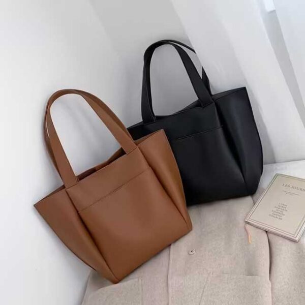 Women's Large Capacity Shoulder Bag - Stylish, Spacious Tote for Everyday Use